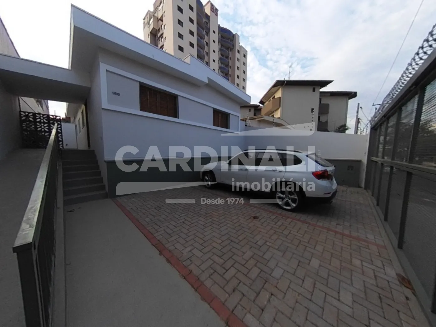 Casa / Padr&atilde;o em S&atilde;o Carlos Alugar por R$4.445,00