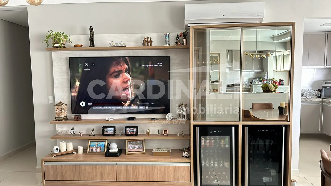 Apartamento / Padrão em São Carlos 