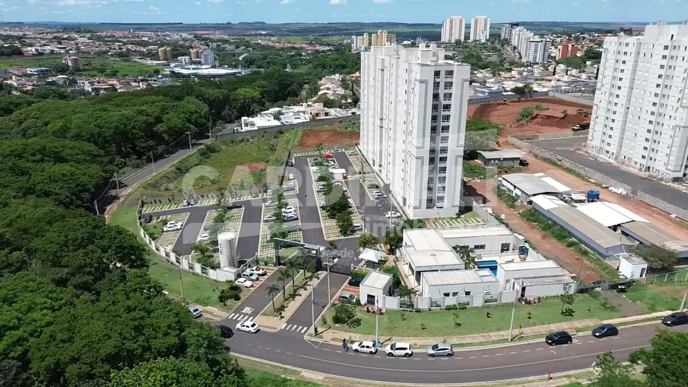 Apartamento / Padr&atilde;o em S&atilde;o Carlos 