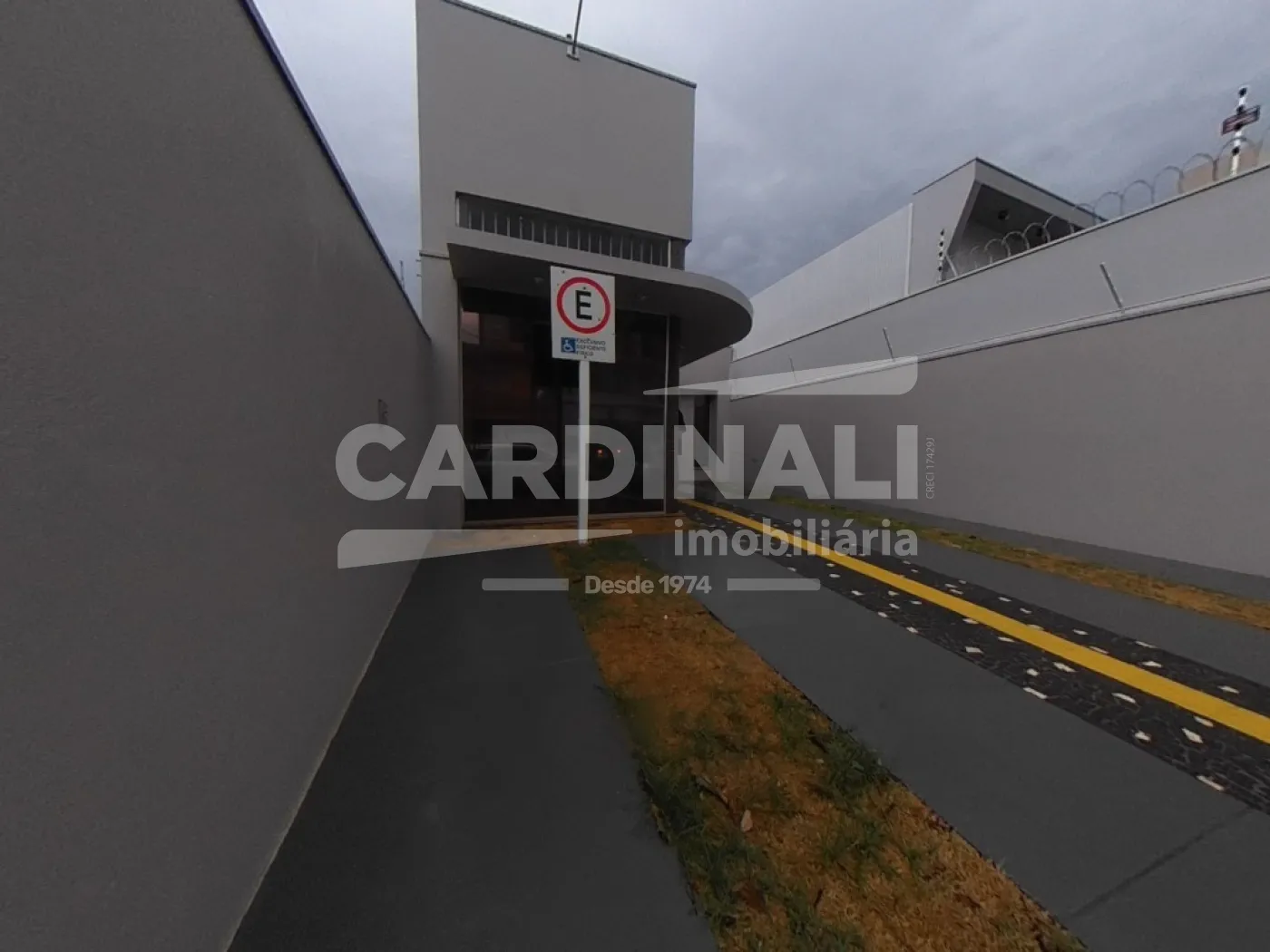 Comercial / Sal&atilde;o em S&atilde;o Carlos Alugar por R$12.000,00