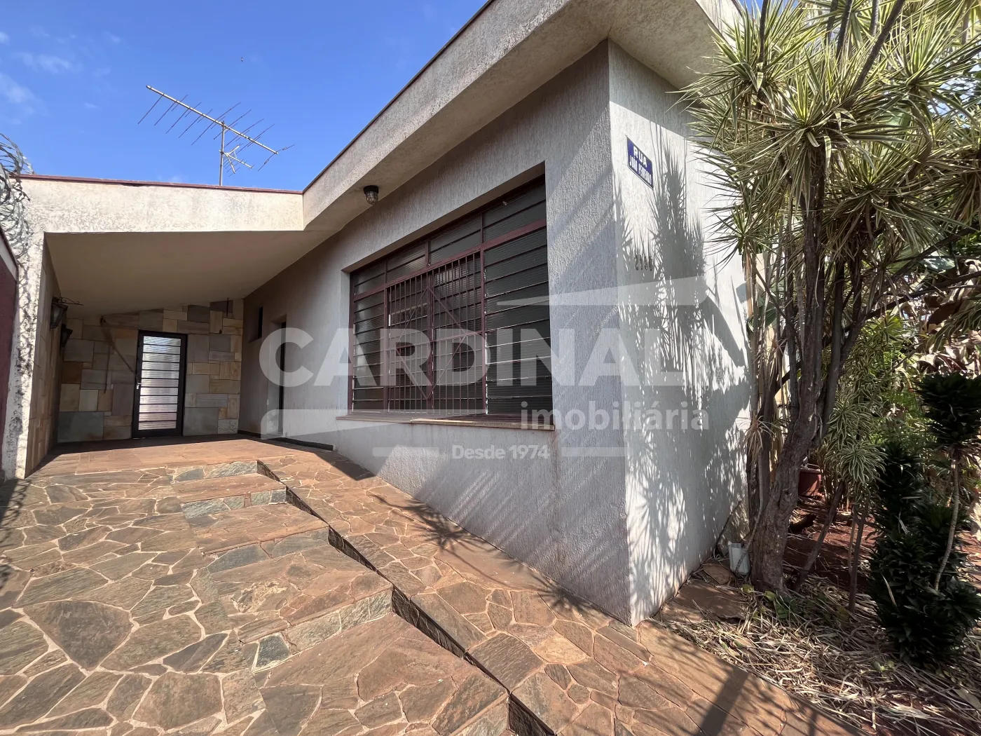 Casa / Padr&atilde;o em Ribeir&atilde;o Preto Alugar por R$4.500,00