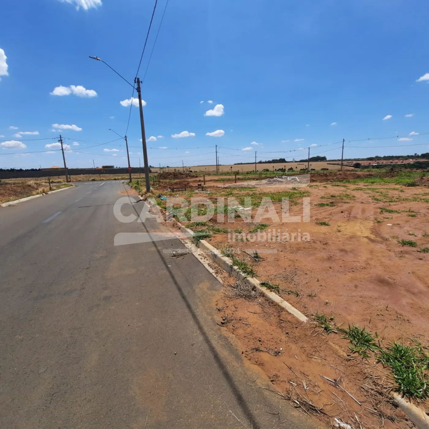 Terreno / Padr&atilde;o em S&atilde;o Carlos 
