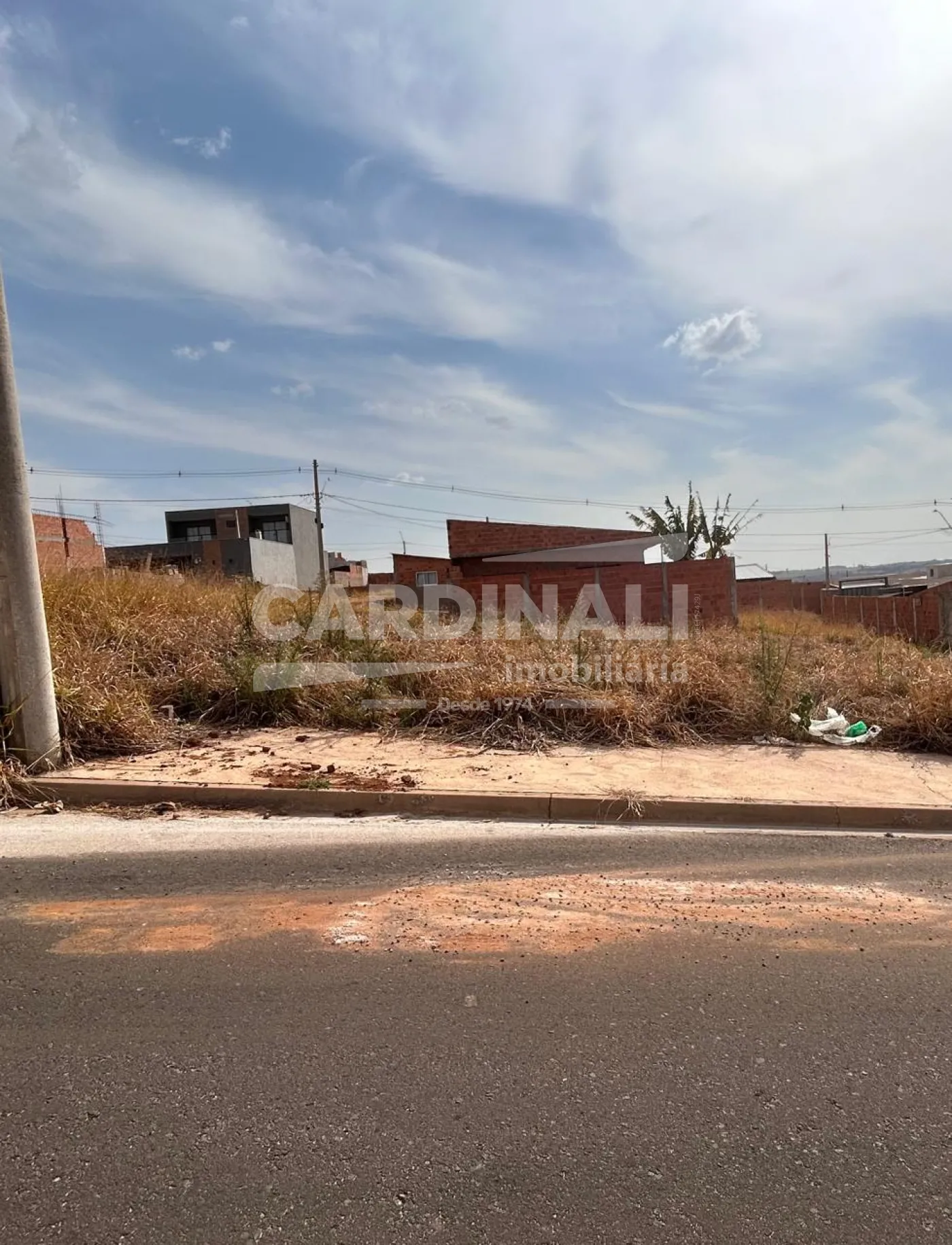 Terreno / Padr&atilde;o em S&atilde;o Carlos 