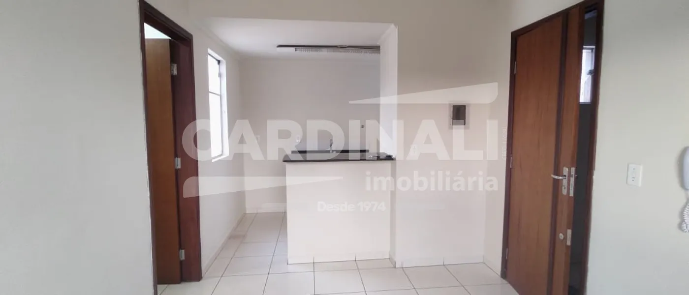 Apartamento / Padr&atilde;o em S&atilde;o Carlos Alugar por R$1.112,00
