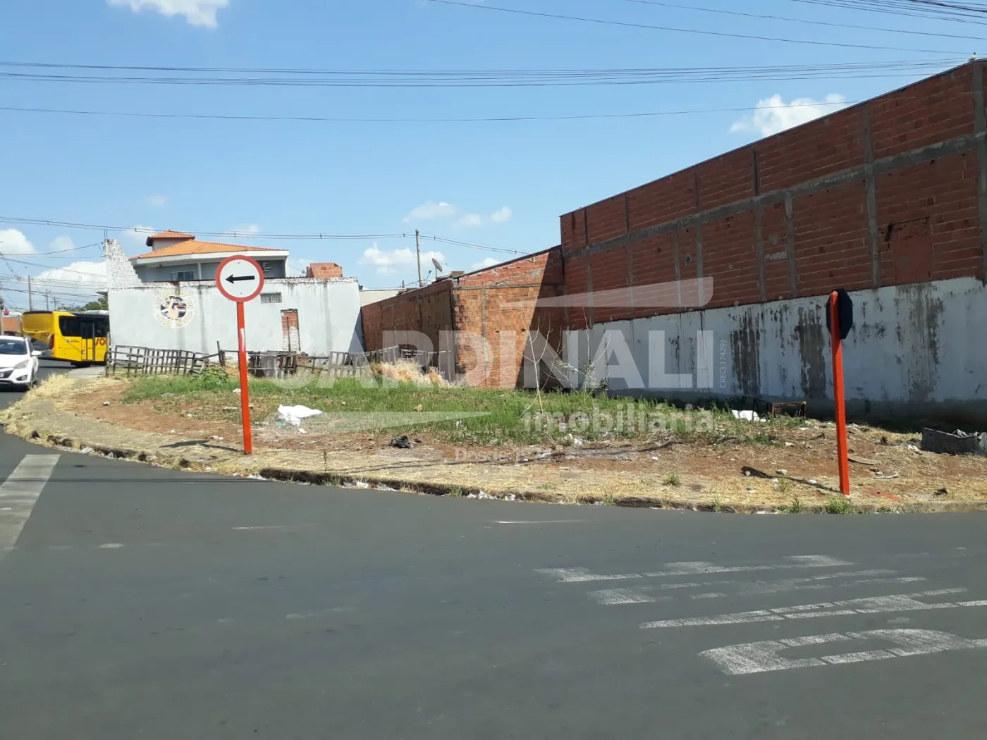 Terreno / Padr&atilde;o em S&atilde;o Carlos 