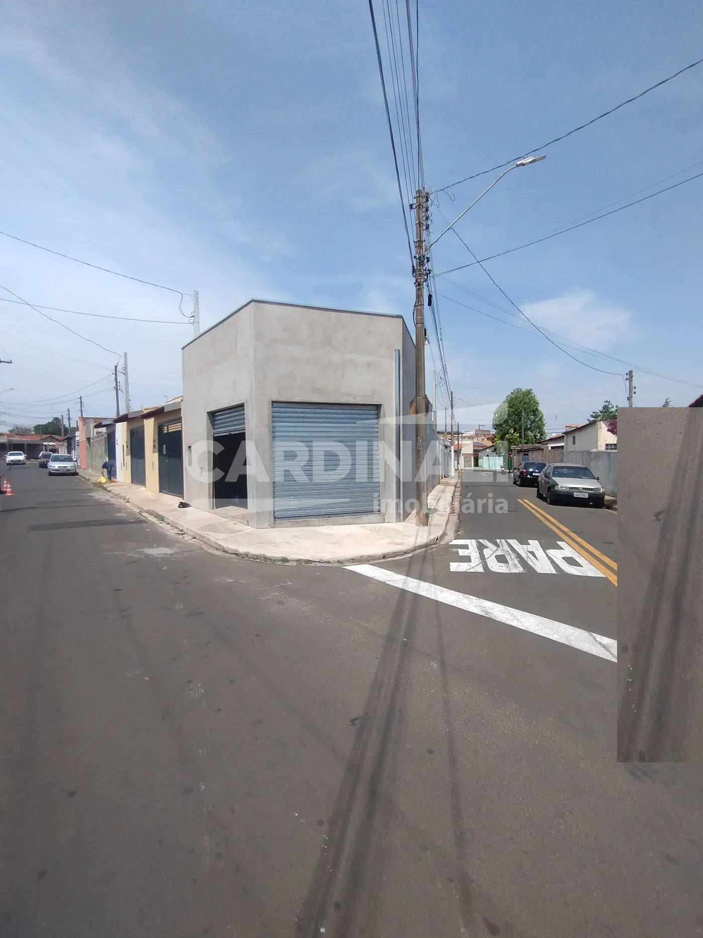 Comercial / Sal&atilde;o em S&atilde;o Carlos Alugar por R$1.223,00