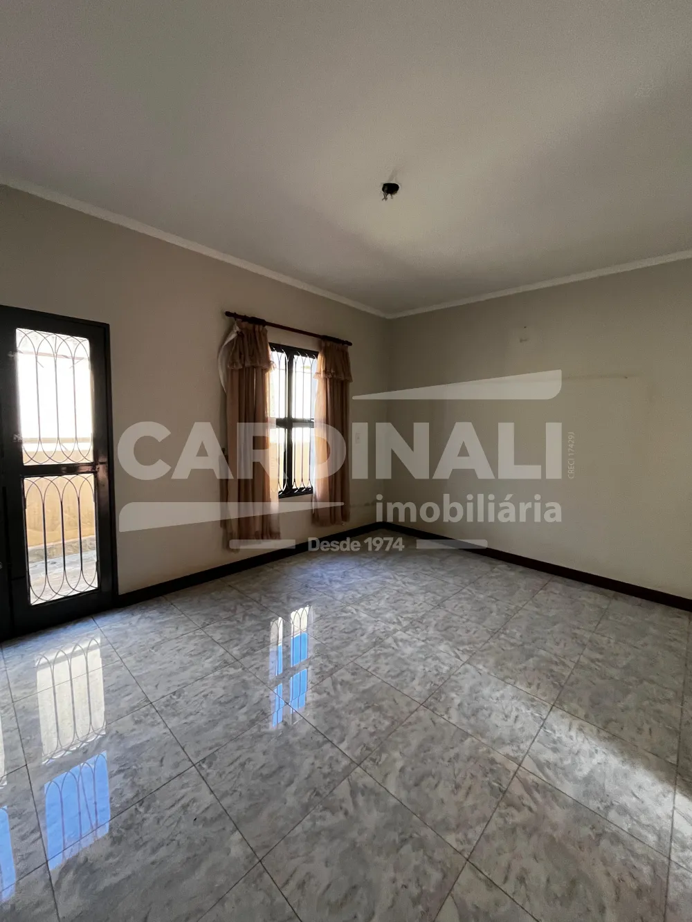 Comprar Casa / Padr&atilde;o em Araraquara R$ 900.000,00 - Foto 2