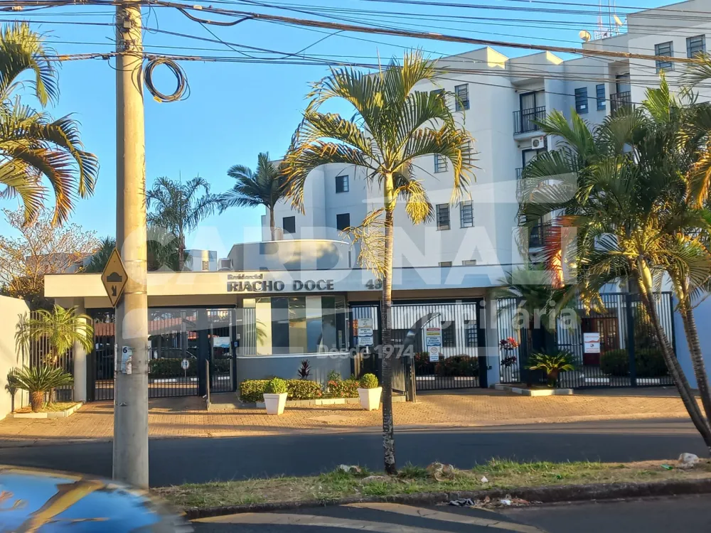 Comprar Apartamento / Padr&atilde;o em Araraquara R$ 235.000,00 - Foto 1