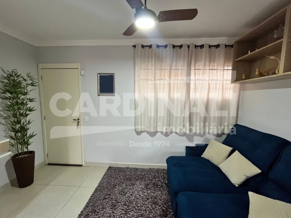Comprar Apartamento / Padr&atilde;o em Araraquara R$ 235.000,00 - Foto 2
