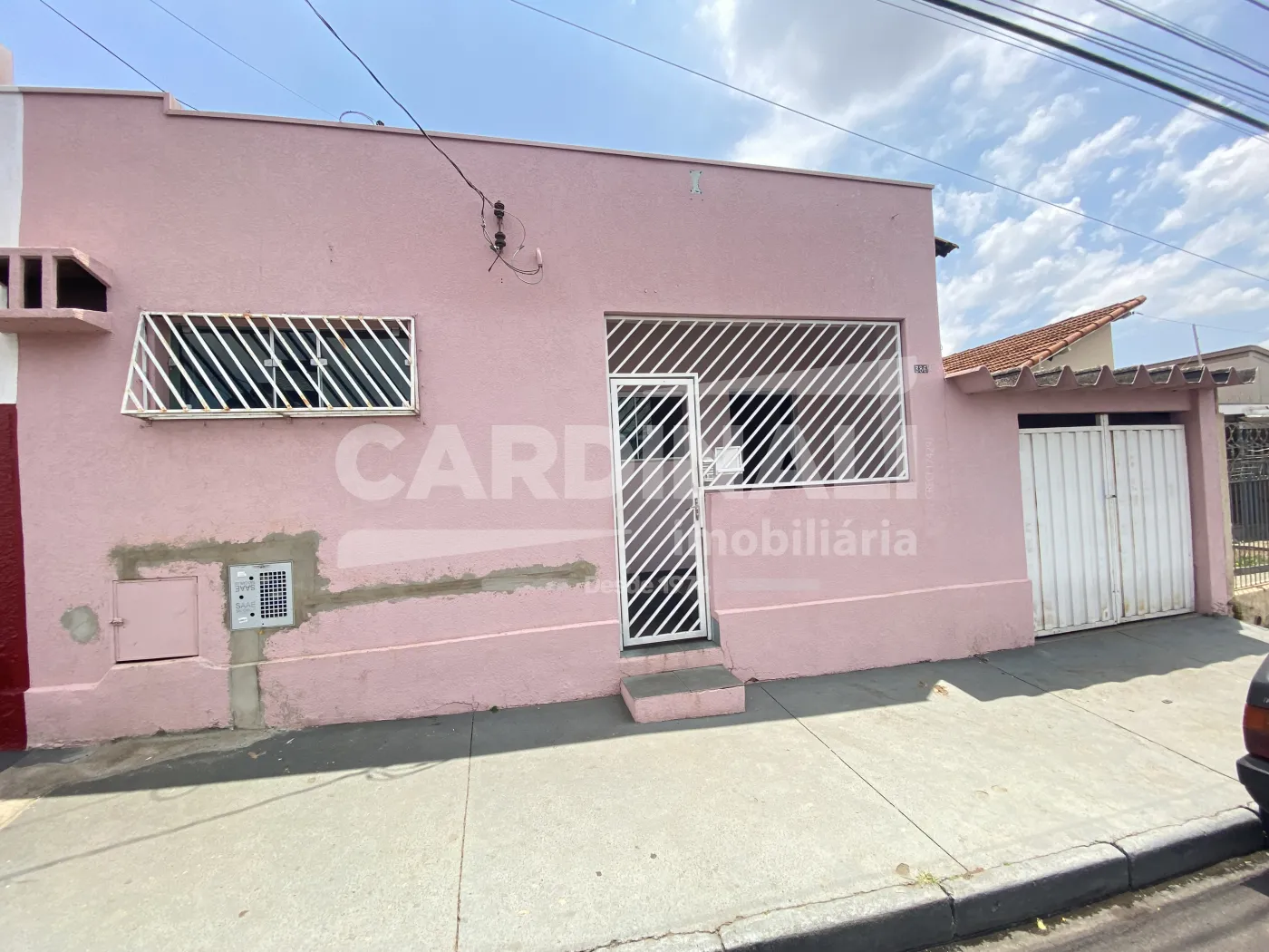 Casa / Padrão em São Carlos 