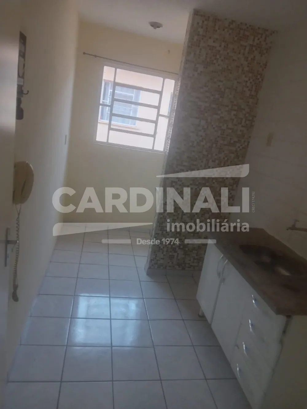 Comprar Apartamento / Padr&atilde;o em Araraquara R$ 150.000,00 - Foto 5