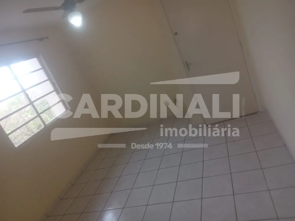 Comprar Apartamento / Padr&atilde;o em Araraquara R$ 150.000,00 - Foto 3