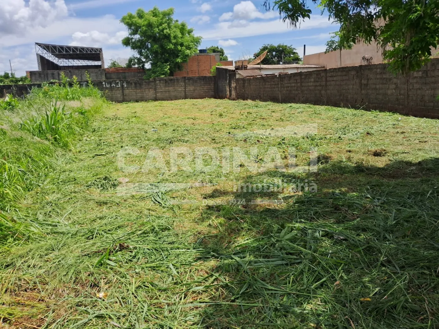 Terreno / Padr&atilde;o em Ribeir&atilde;o Preto , Comprar por R$200.000,00