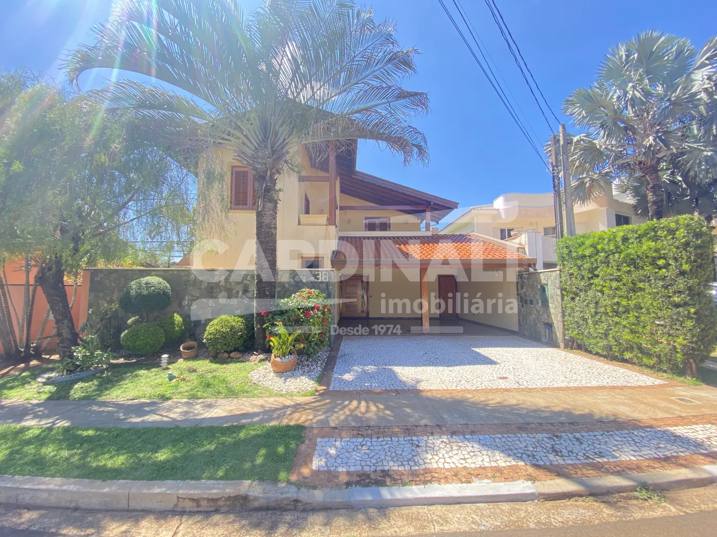 Casa / Condom&iacute;nio em S&atilde;o Carlos 