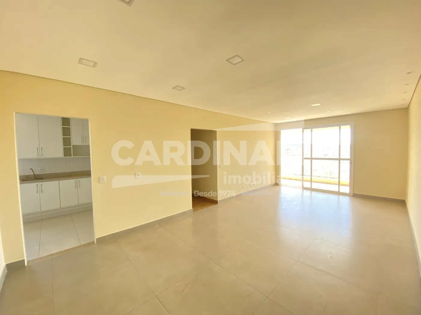 Apartamento / Padr&atilde;o em S&atilde;o Carlos Alugar por R$3.667,00