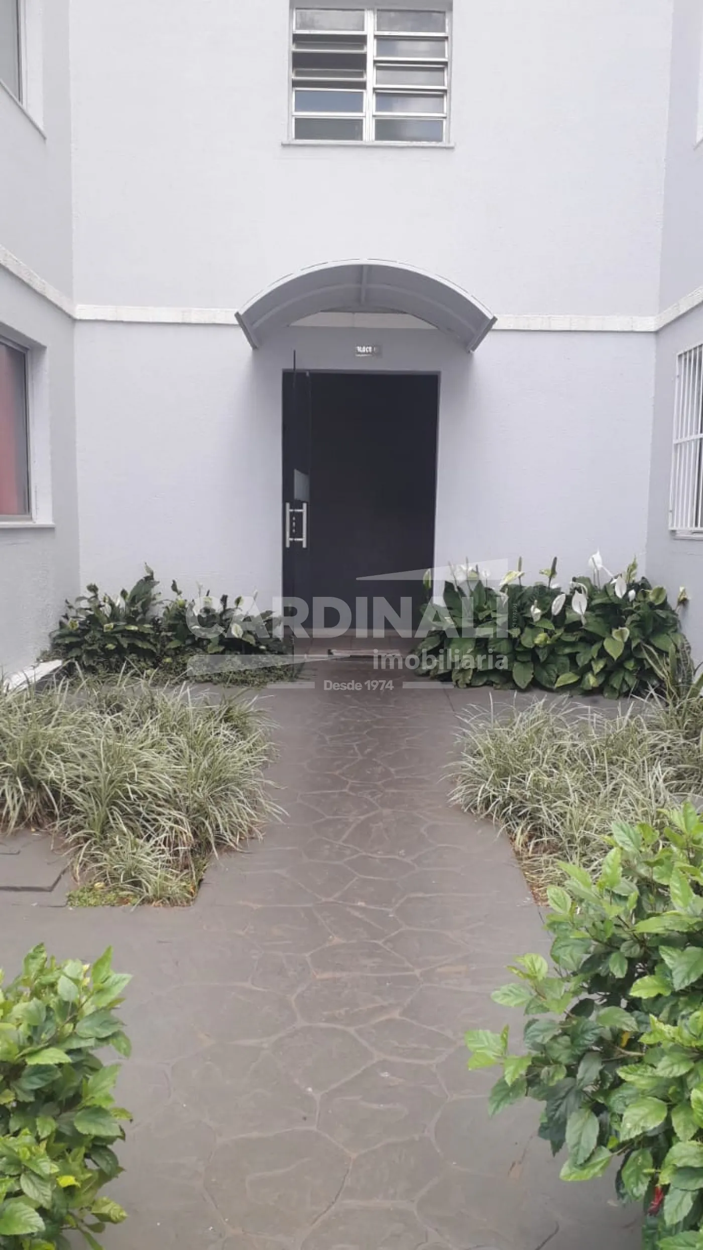 Apartamento / Padr&atilde;o em S&atilde;o Carlos , Comprar por R$240.000,00