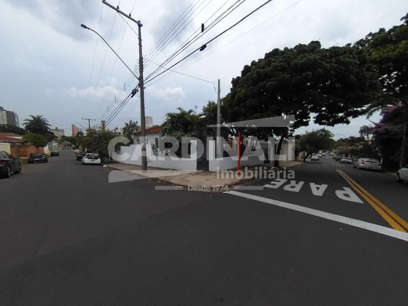 Casa / Padr&atilde;o em S&atilde;o Carlos Alugar por R$2.223,00