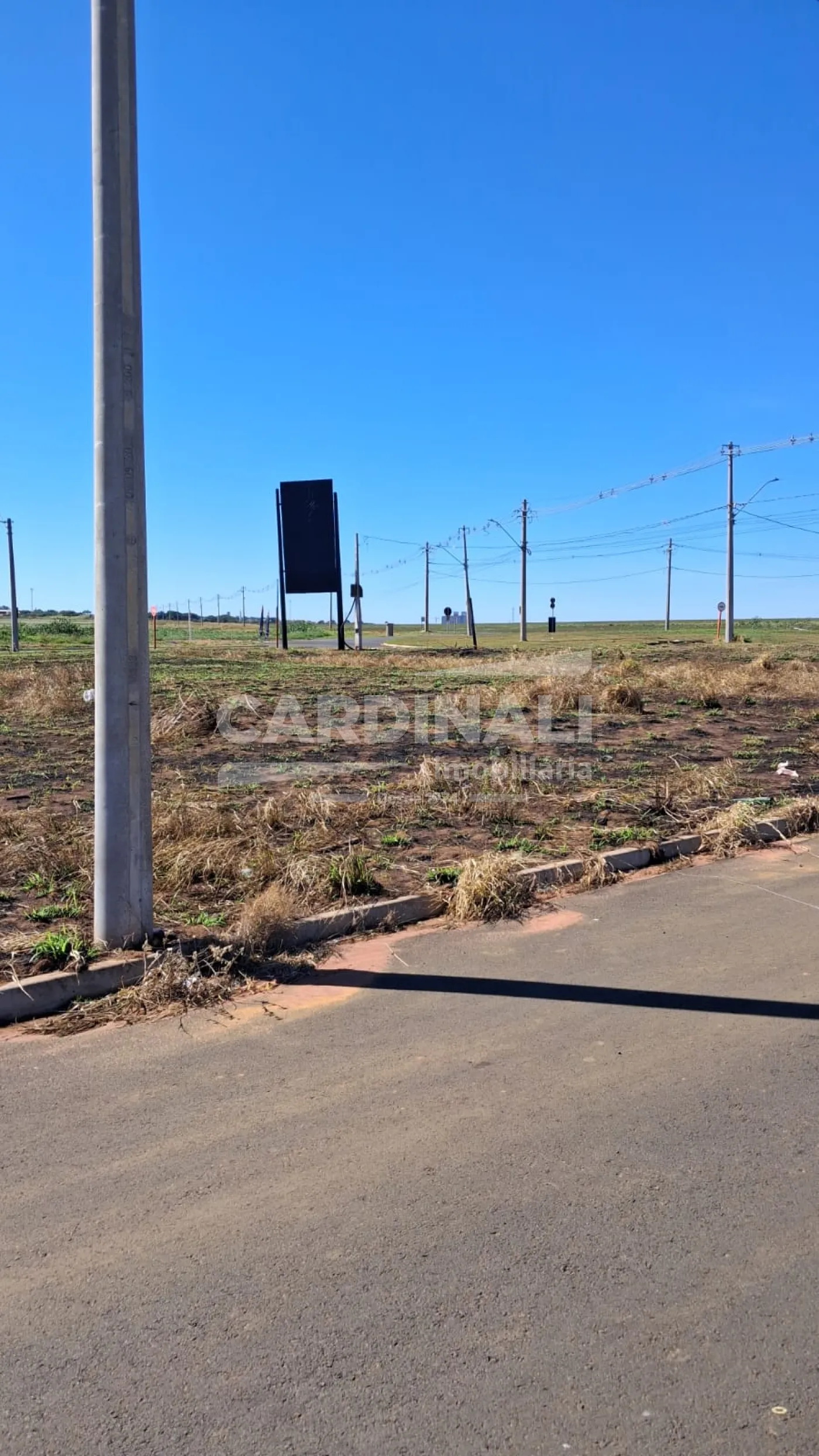 Terreno / Padr&atilde;o em S&atilde;o Carlos 