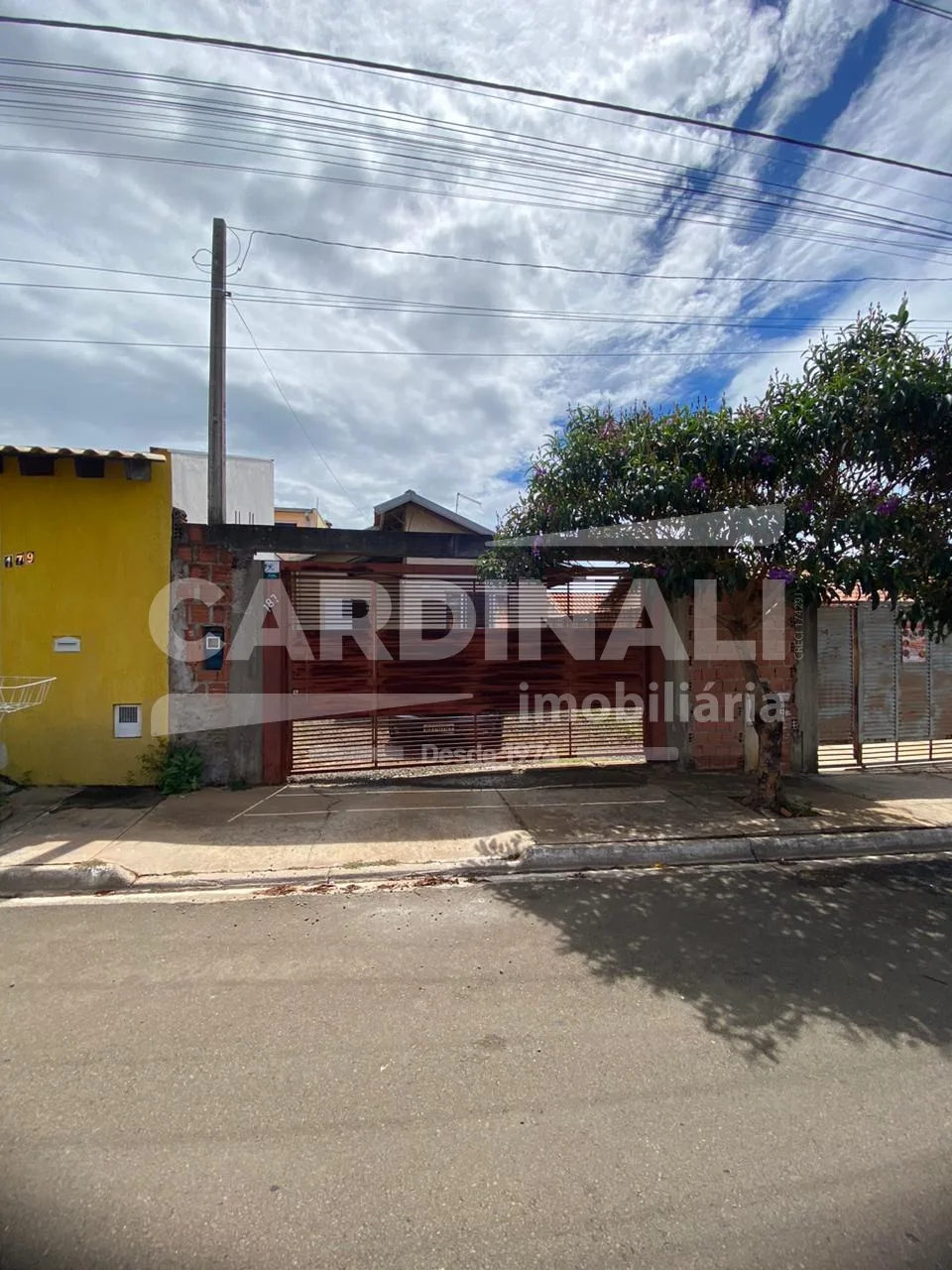 Alugar Casa / Padr&atilde;o em S&atilde;o Carlos R$ 1.334,00 - Foto 1