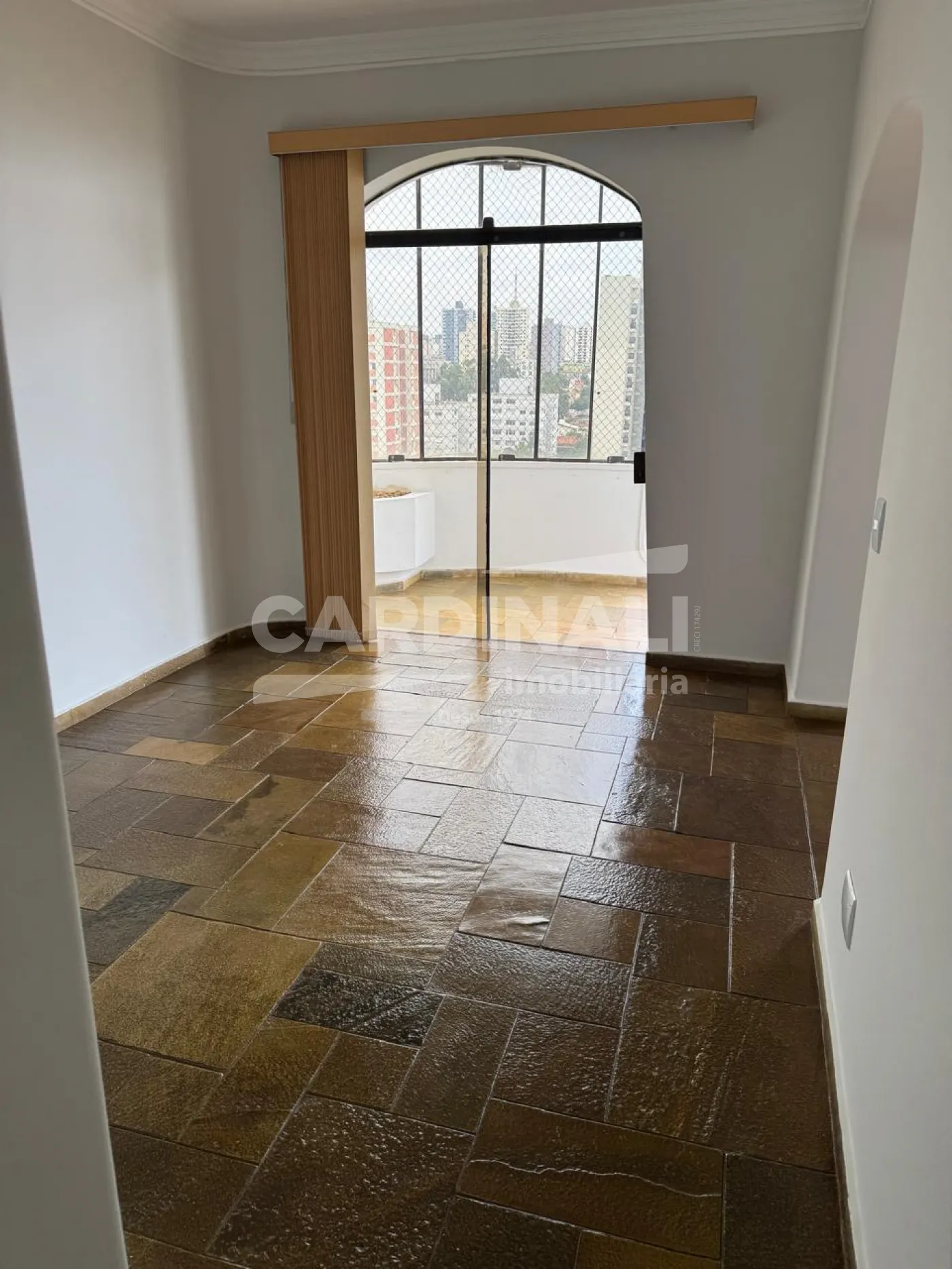 Apartamento / Padrão em São Carlos 