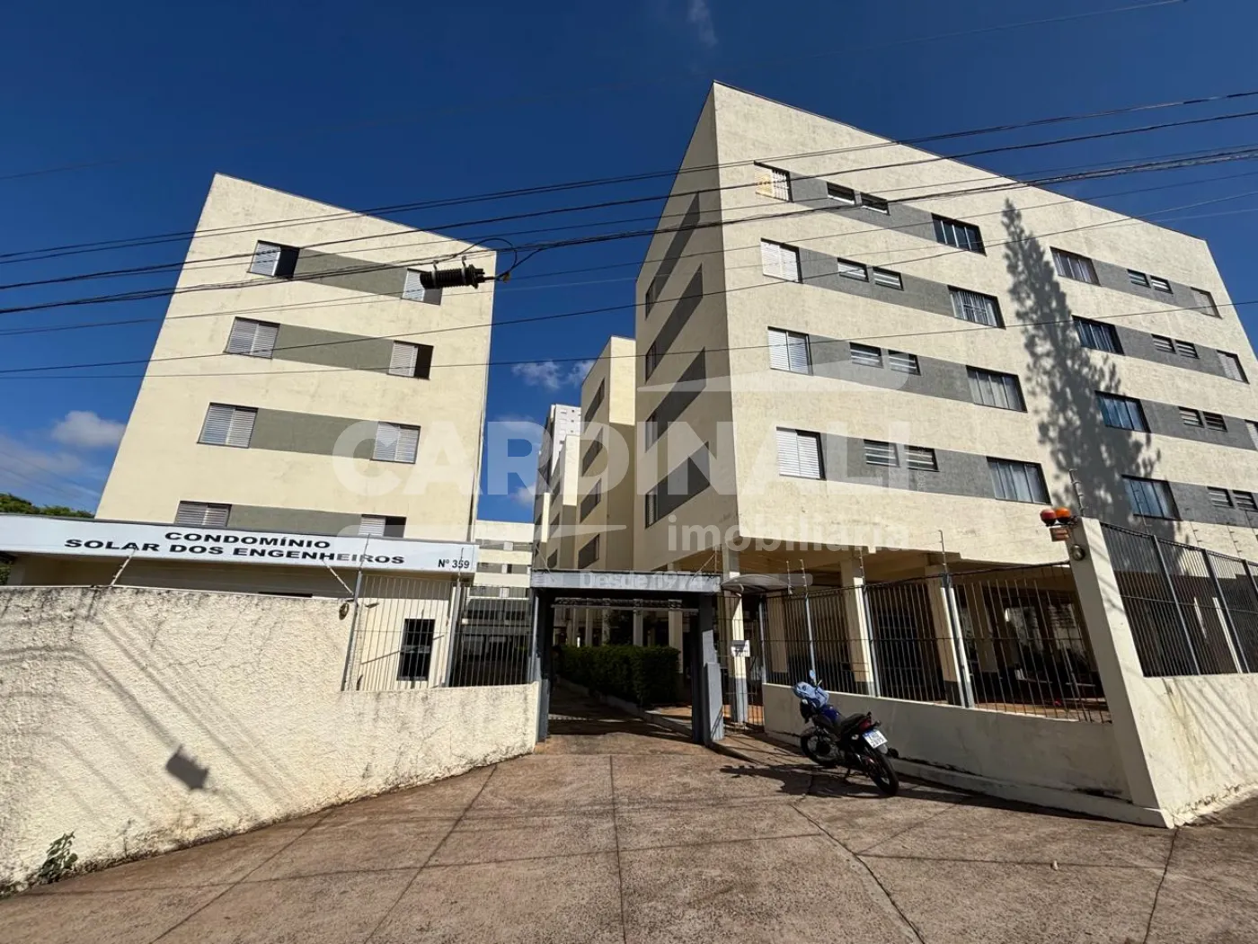 Apartamento / Padr&atilde;o em S&atilde;o Carlos 