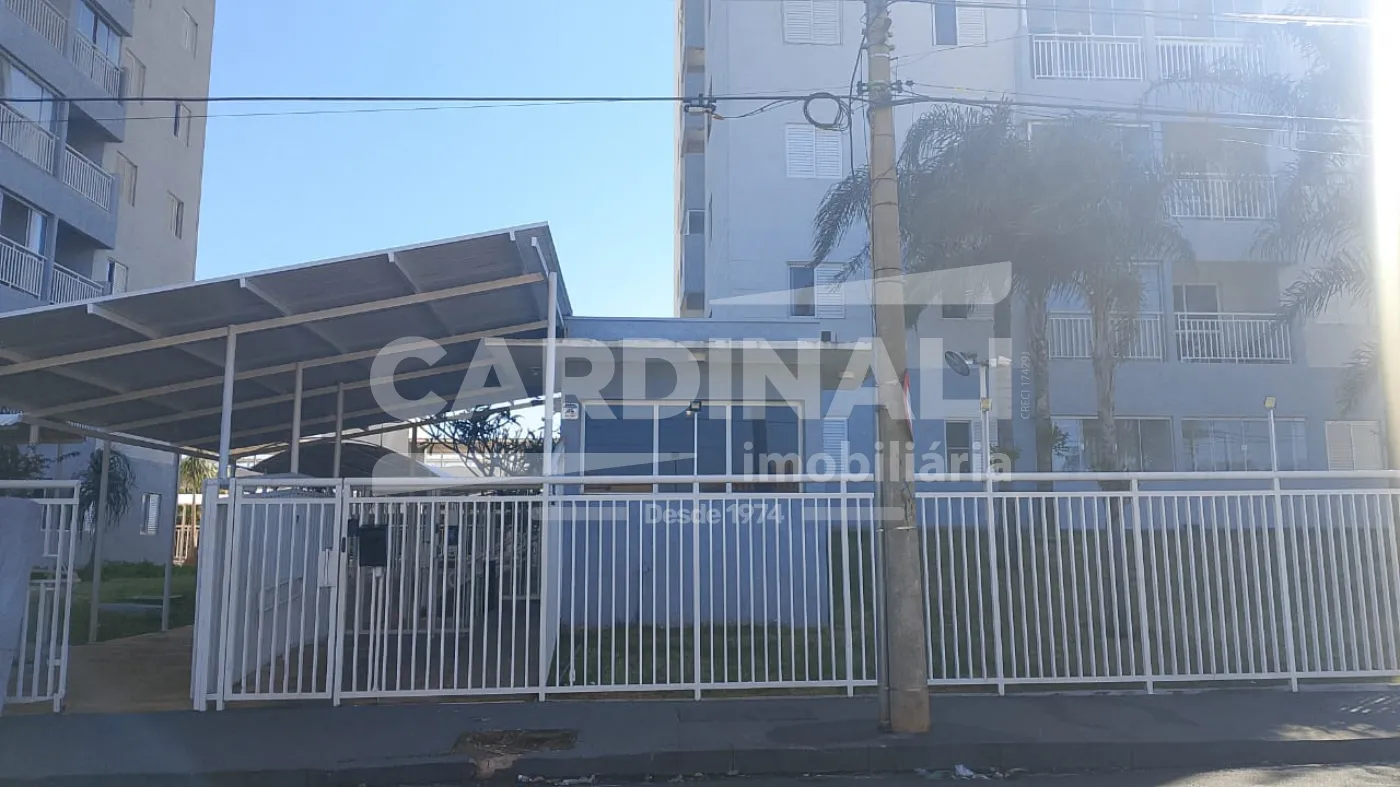 Apartamento / Padr&atilde;o em Araraquara Alugar por R$1.600,00