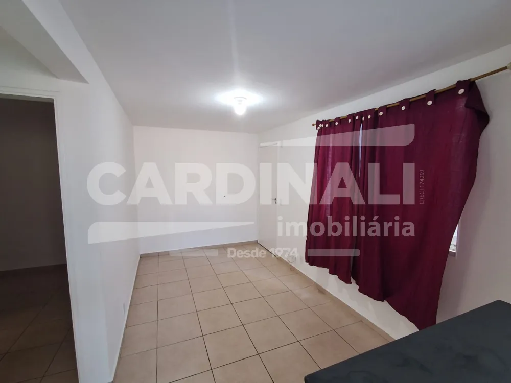 São Carlos Apartamento Locacao R$ 945,00 Condominio R$270,00 2 Dormitorios 1 Vaga  - foto 3