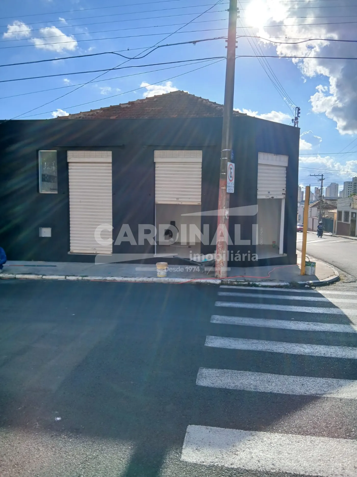 Comercial / Sal&atilde;o em Araraquara Alugar por R$1.550,00