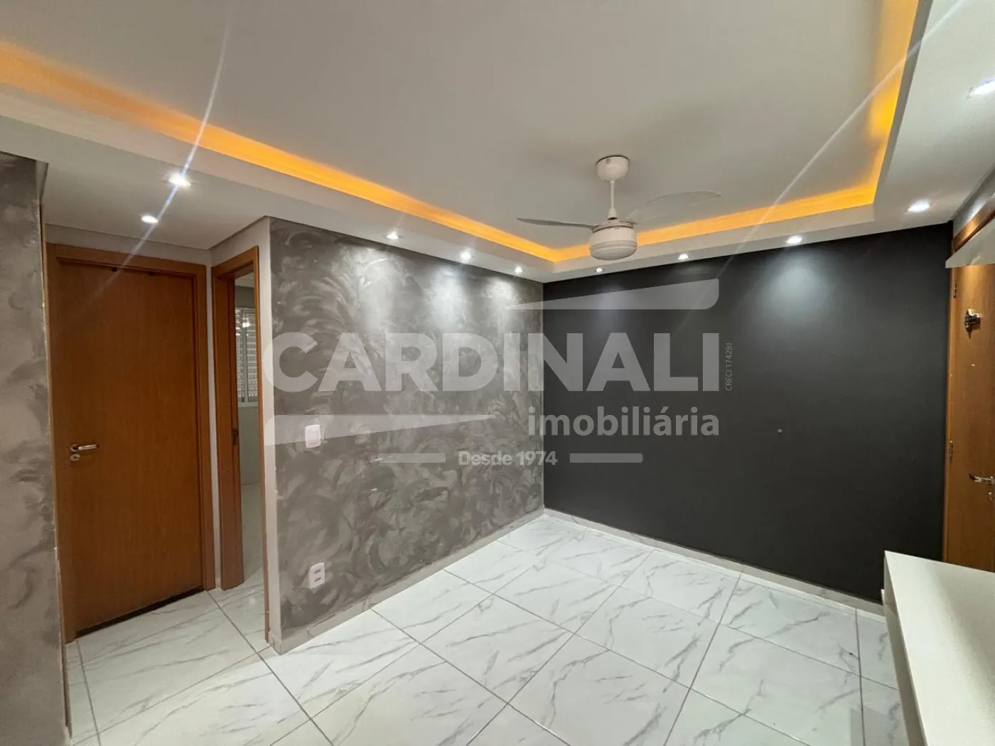 Alugar Apartamento / Padr&atilde;o em S&atilde;o Carlos R$ 1.278,00 - Foto 2