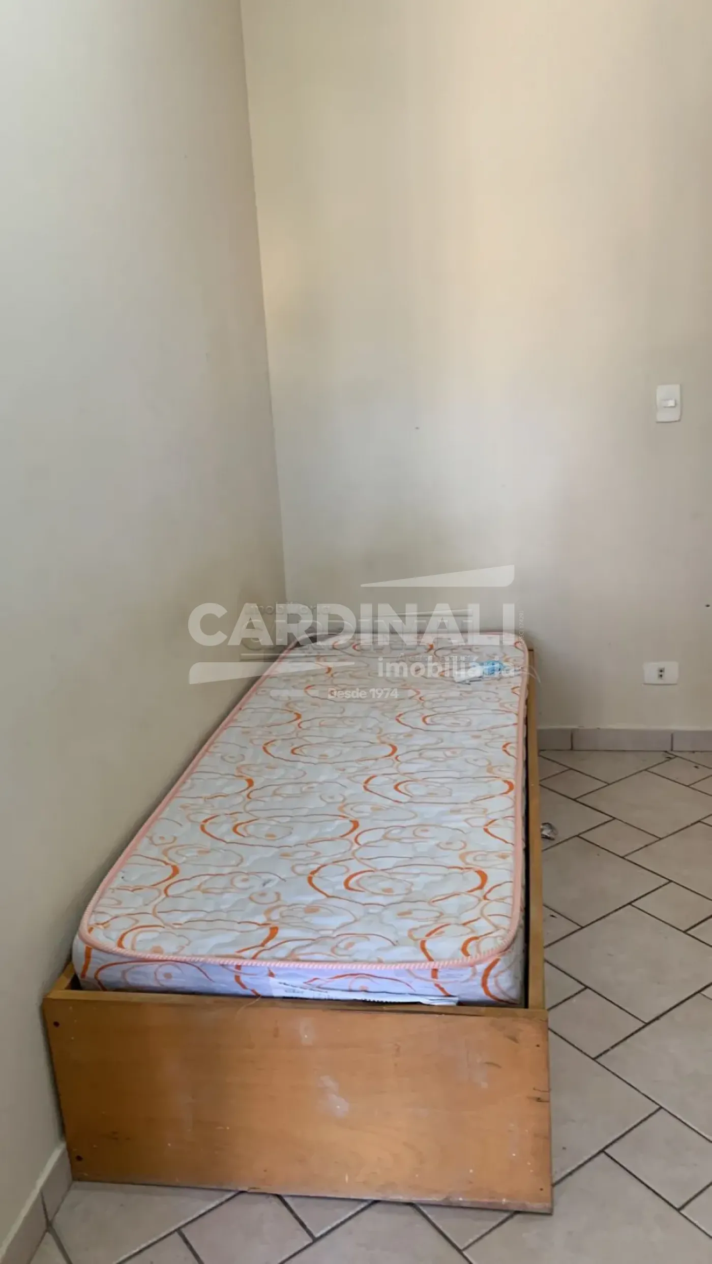 Apartamento / Kitchnet em Campinas Alugar por R$1.050,00