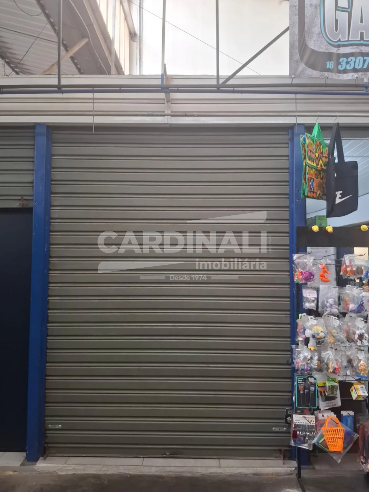 Comercial / Sala / Sal&atilde;o com Condom&iacute;nio em S&atilde;o Carlos 