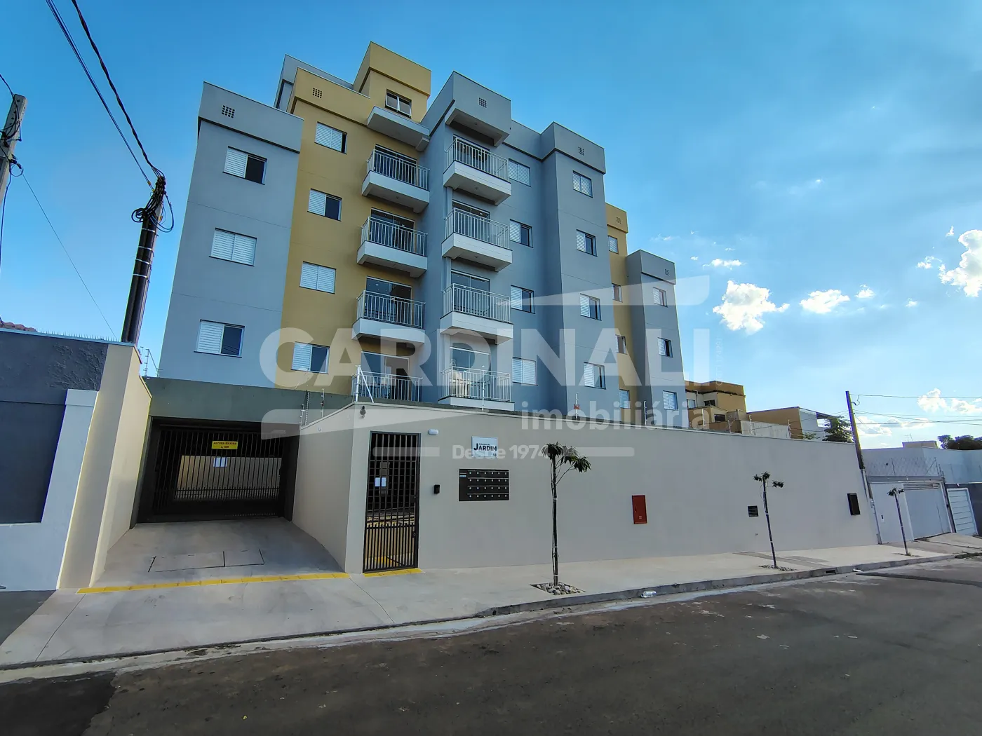 Apartamento / Padr&atilde;o em S&atilde;o Carlos Alugar por R$3.112,00