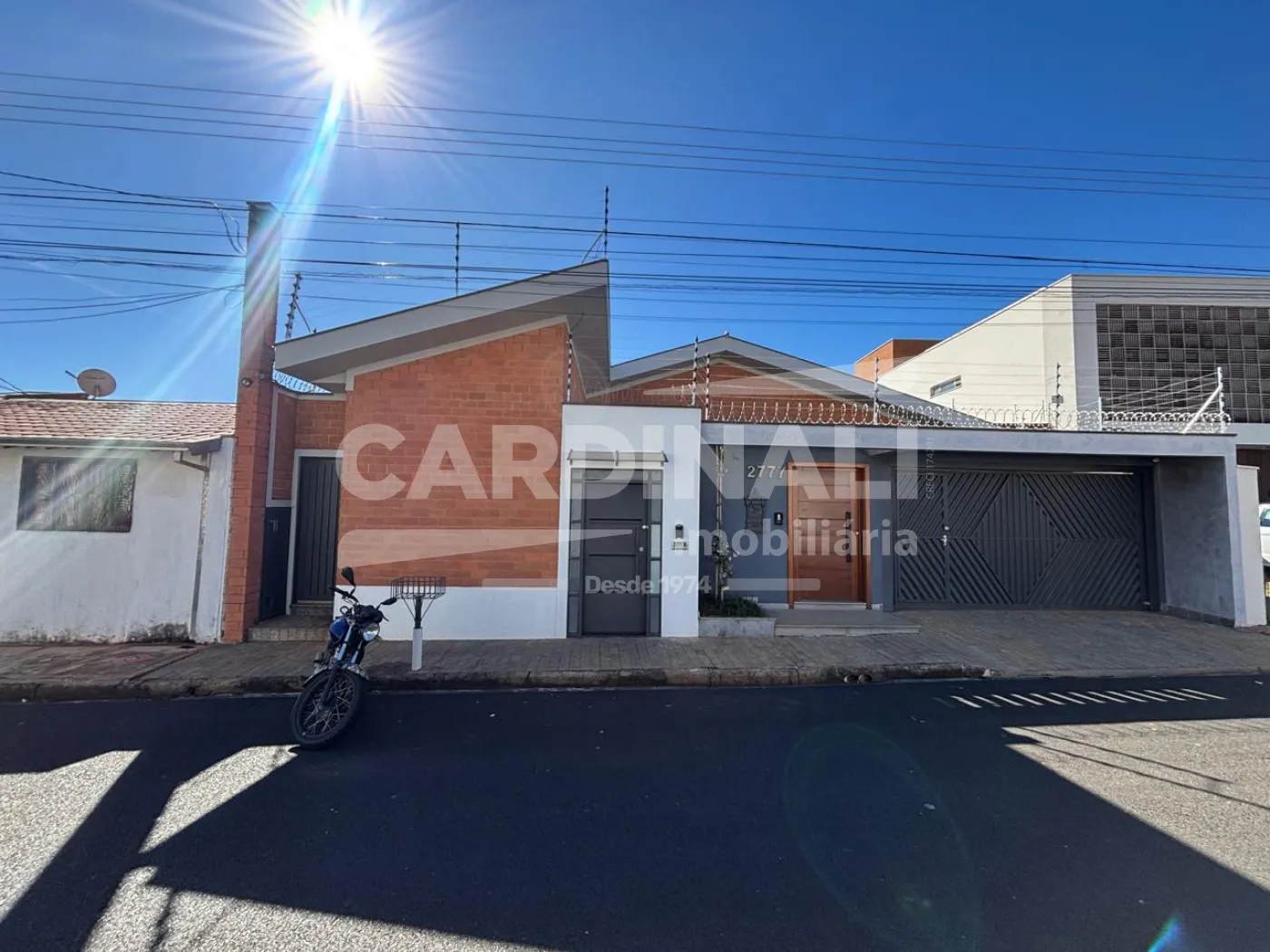 Comercial / Sala em S&atilde;o Carlos Alugar por R$1.612,00