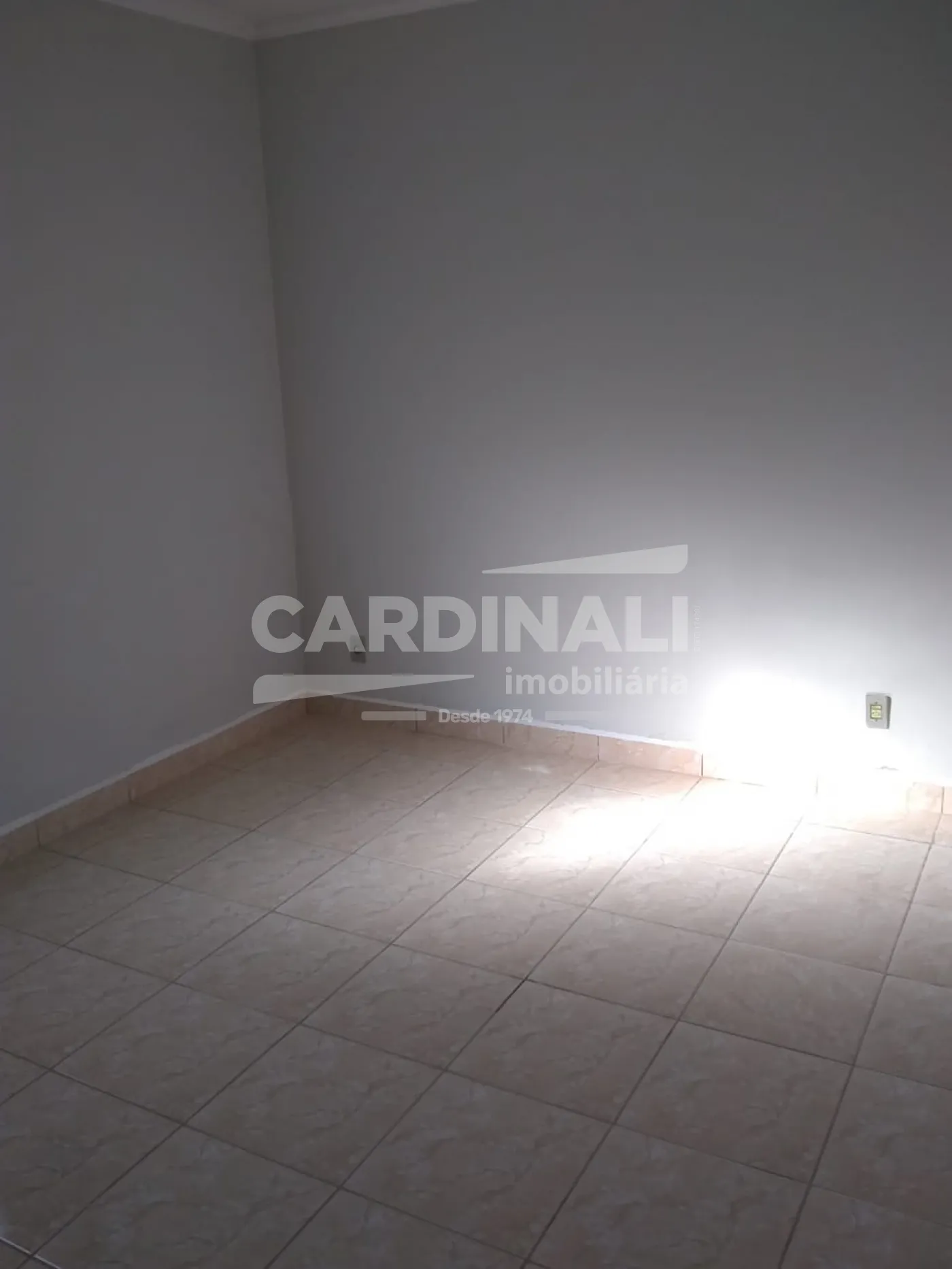 Alugar Apartamento / Padr&atilde;o em S&atilde;o Carlos R$ 1.200,00 - Foto 7