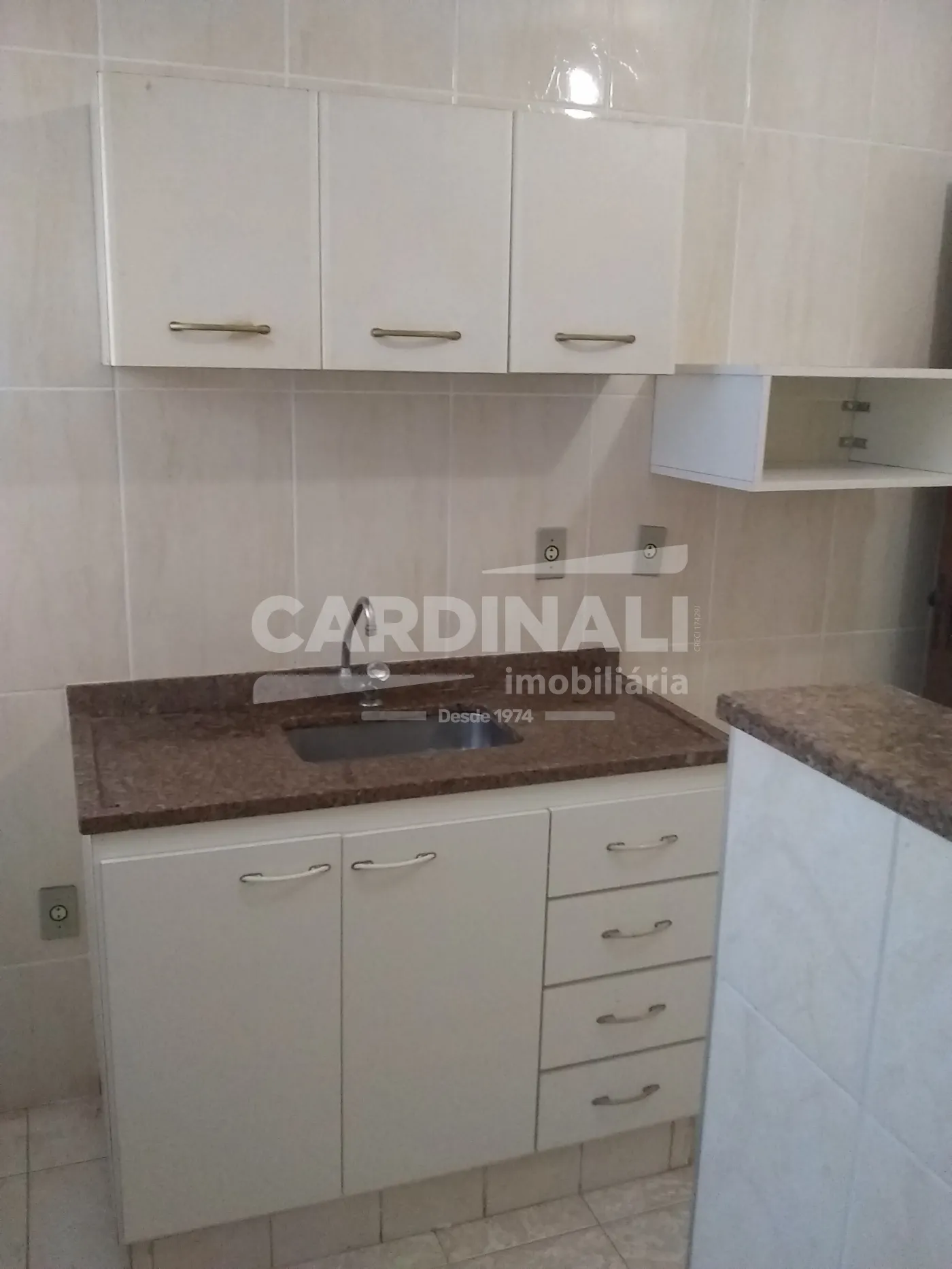 Alugar Apartamento / Padr&atilde;o em S&atilde;o Carlos R$ 1.200,00 - Foto 18