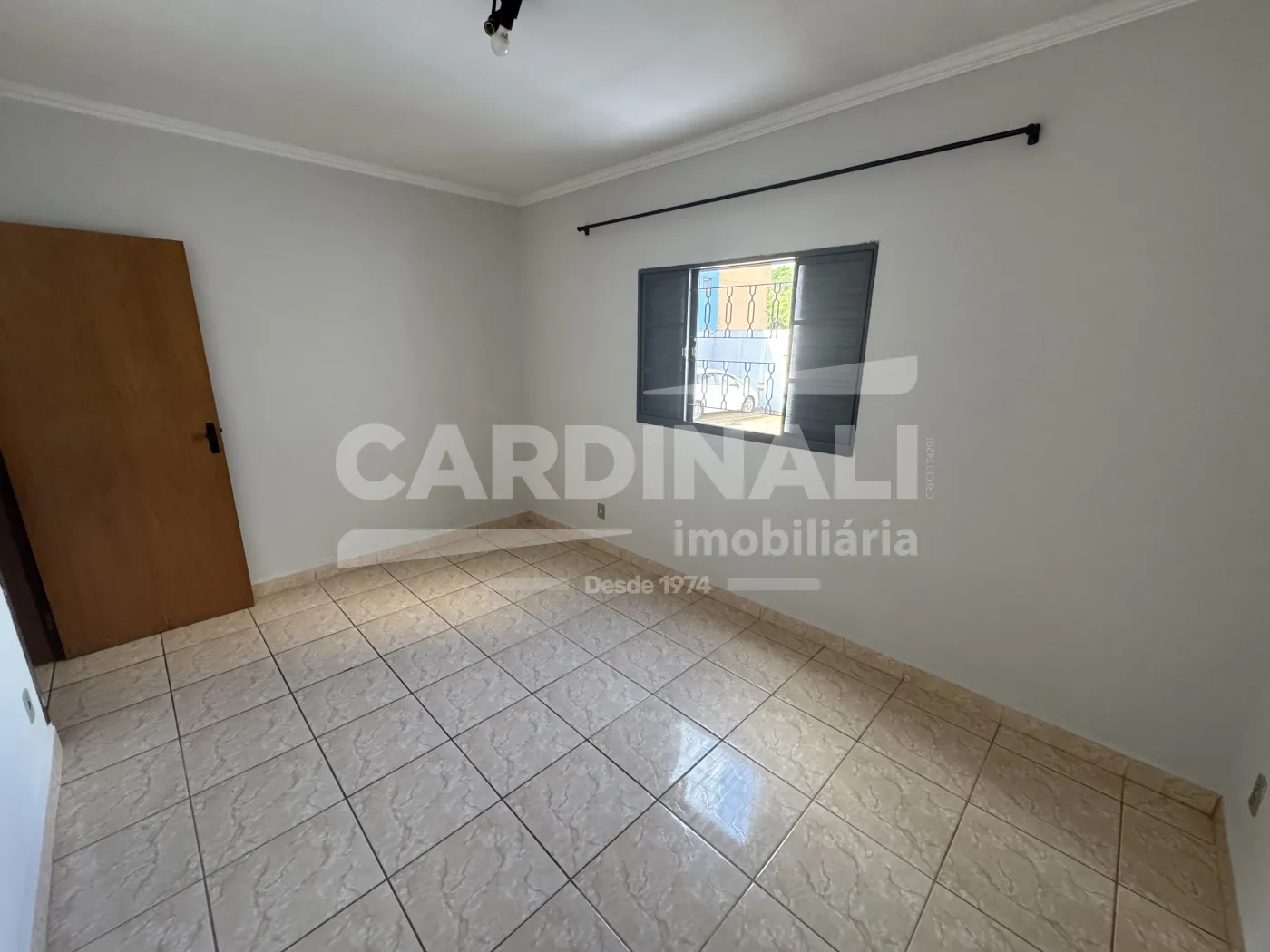 Alugar Apartamento / Padr&atilde;o em S&atilde;o Carlos R$ 1.200,00 - Foto 7