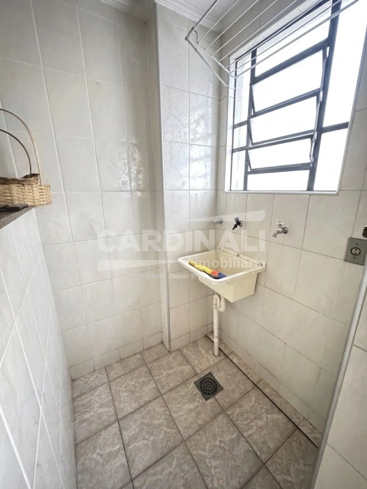 Alugar Apartamento / Padr&atilde;o em S&atilde;o Carlos R$ 1.200,00 - Foto 11