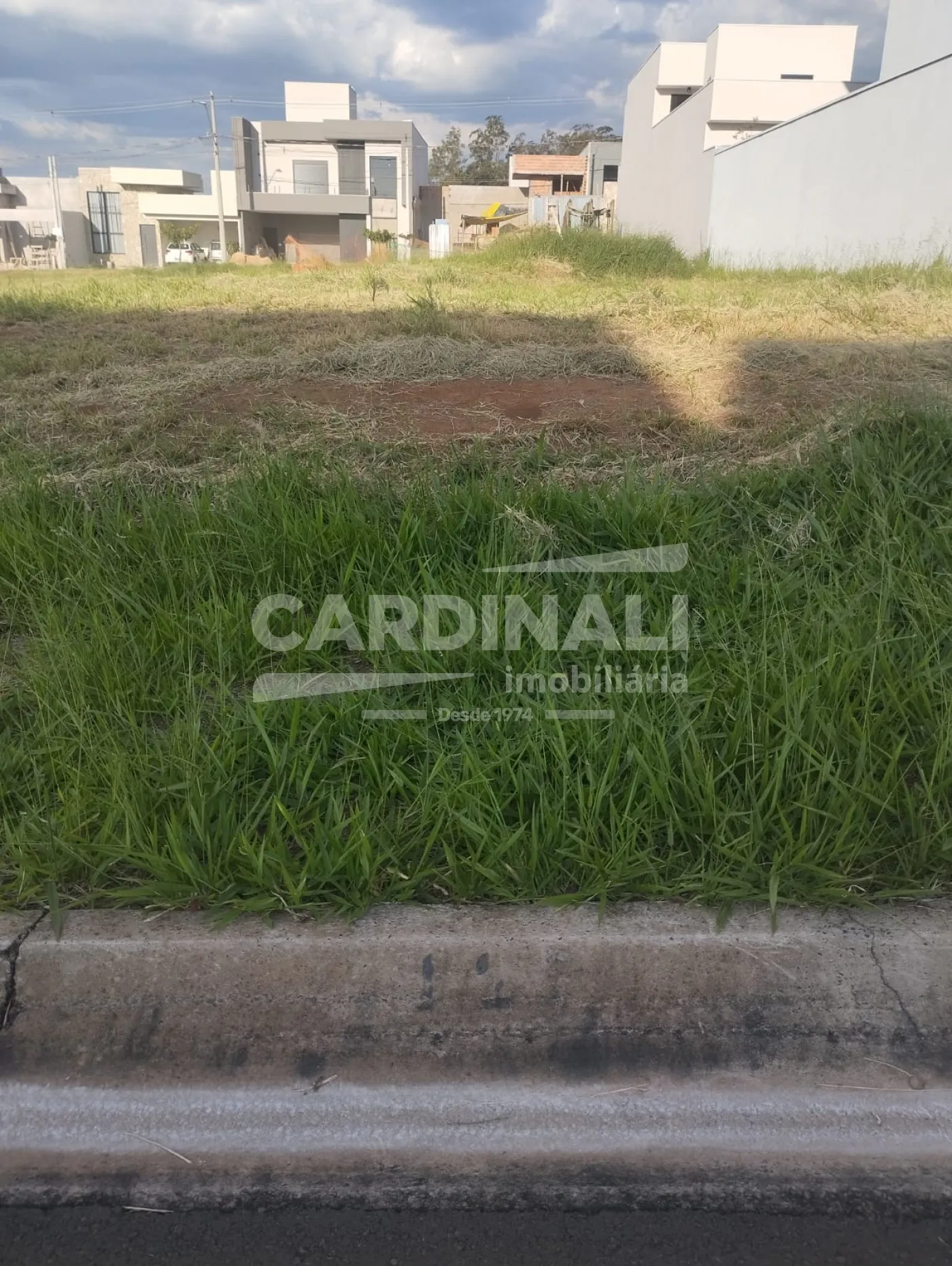 Terreno / Condom&iacute;nio em S&atilde;o Carlos , Comprar por R$280.000,00