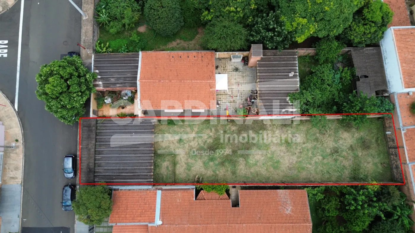 Terreno / Padr&atilde;o em S&atilde;o Carlos , Comprar por R$320.000,00