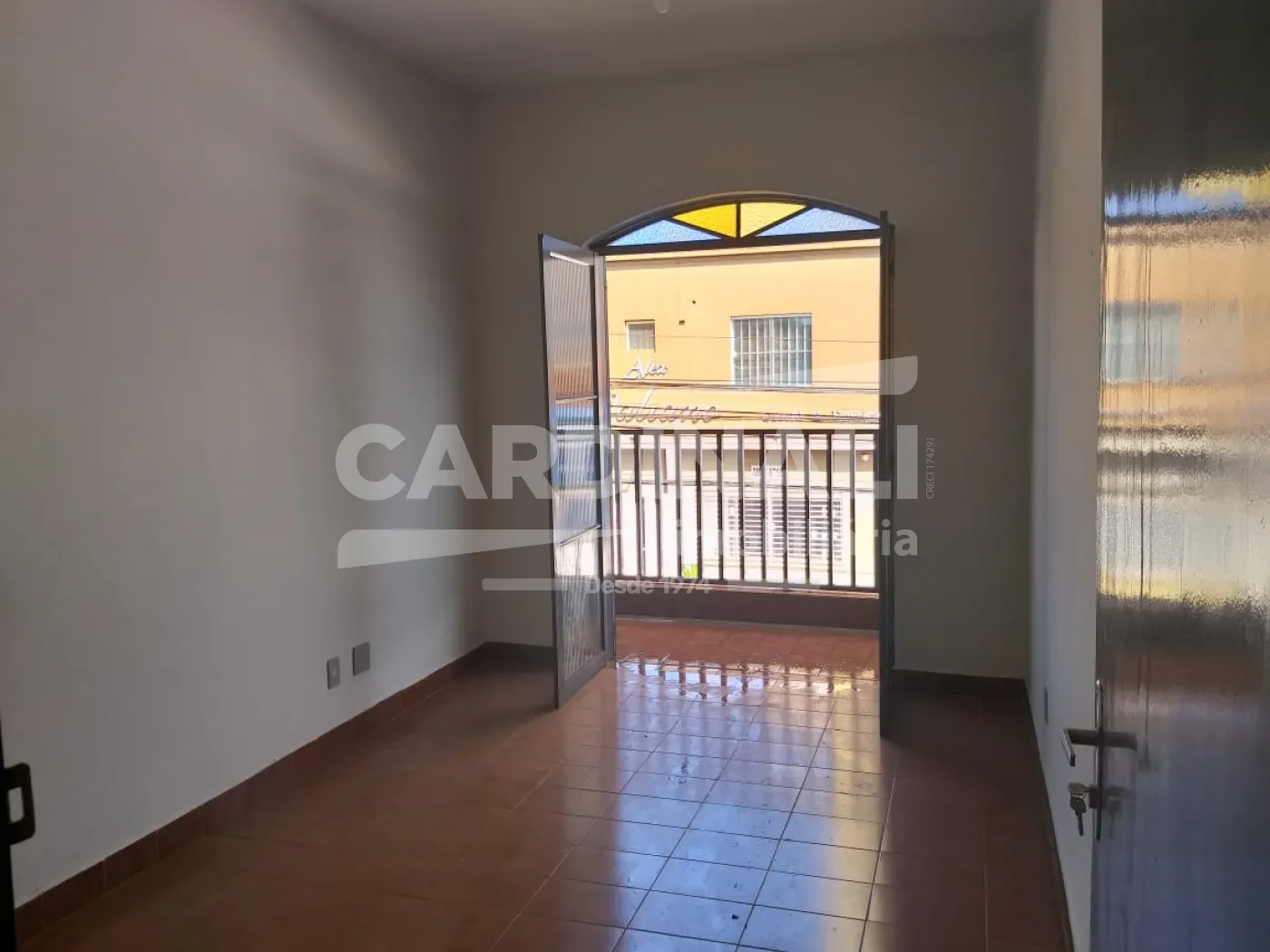 Comercial / Padr&atilde;o em Ribeir&atilde;o Preto Alugar por R$2.100,00