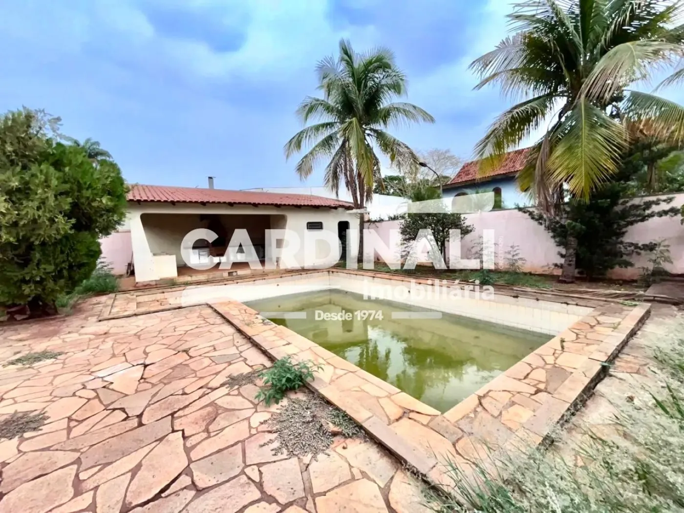 Casa / Padr&atilde;o em Ribeir&atilde;o Preto Alugar por R$8.000,00