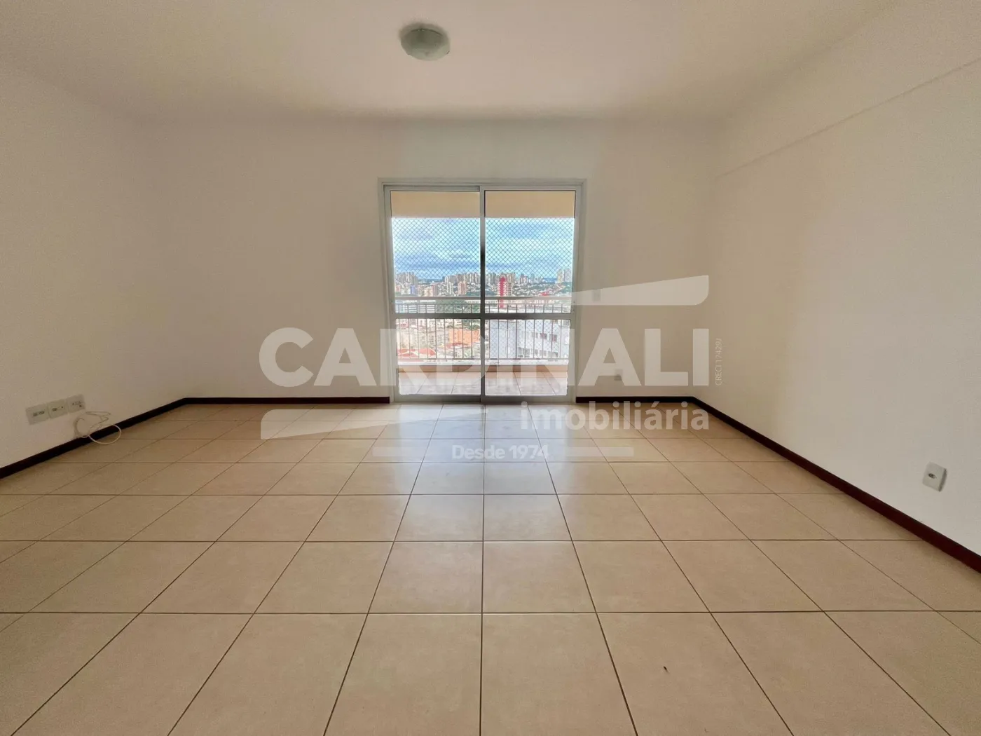 Apartamento / Padr&atilde;o em Ribeir&atilde;o Preto Alugar por R$3.000,00