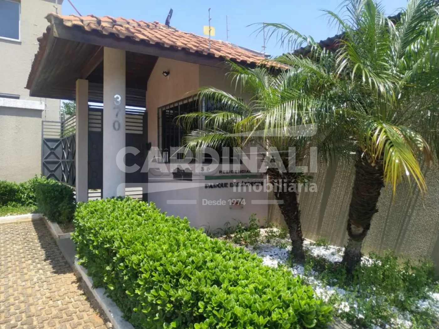 Apartamento / Padr&atilde;o em S&atilde;o Carlos Alugar por R$1.000,00