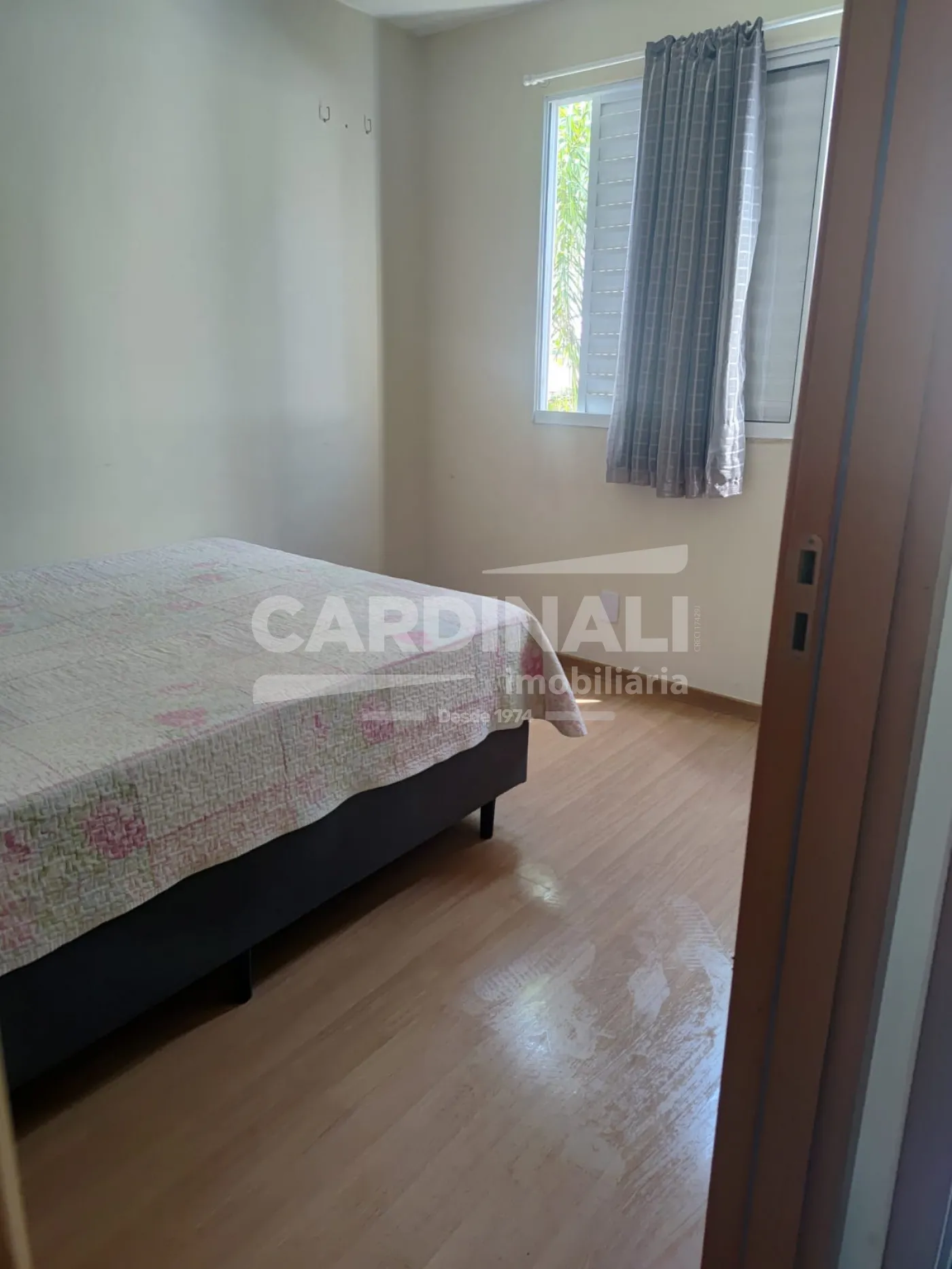 Alugar Apartamento / Padr&atilde;o em S&atilde;o Carlos R$ 1.000,00 - Foto 6
