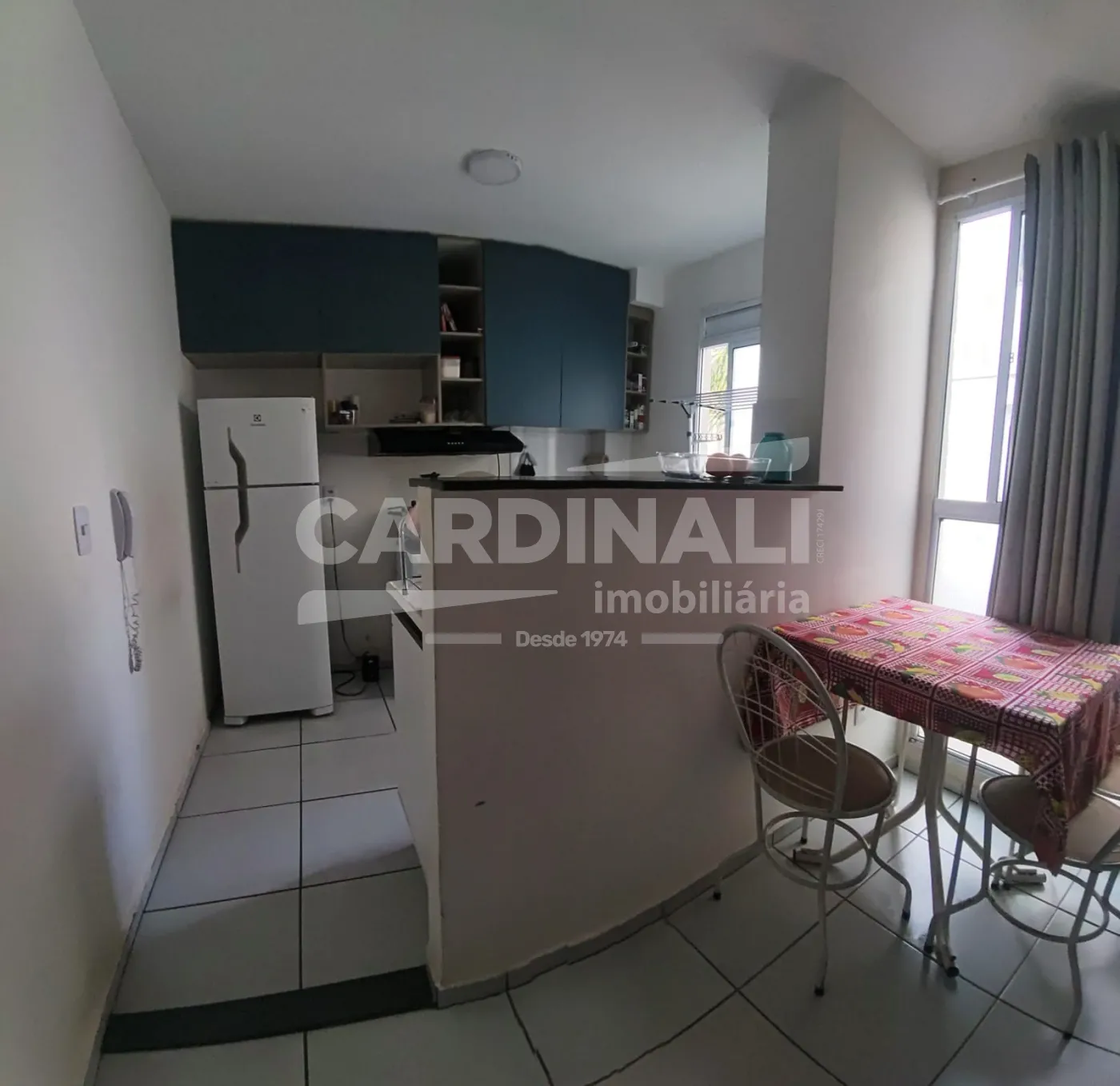 Alugar Apartamento / Padr&atilde;o em S&atilde;o Carlos R$ 1.000,00 - Foto 4