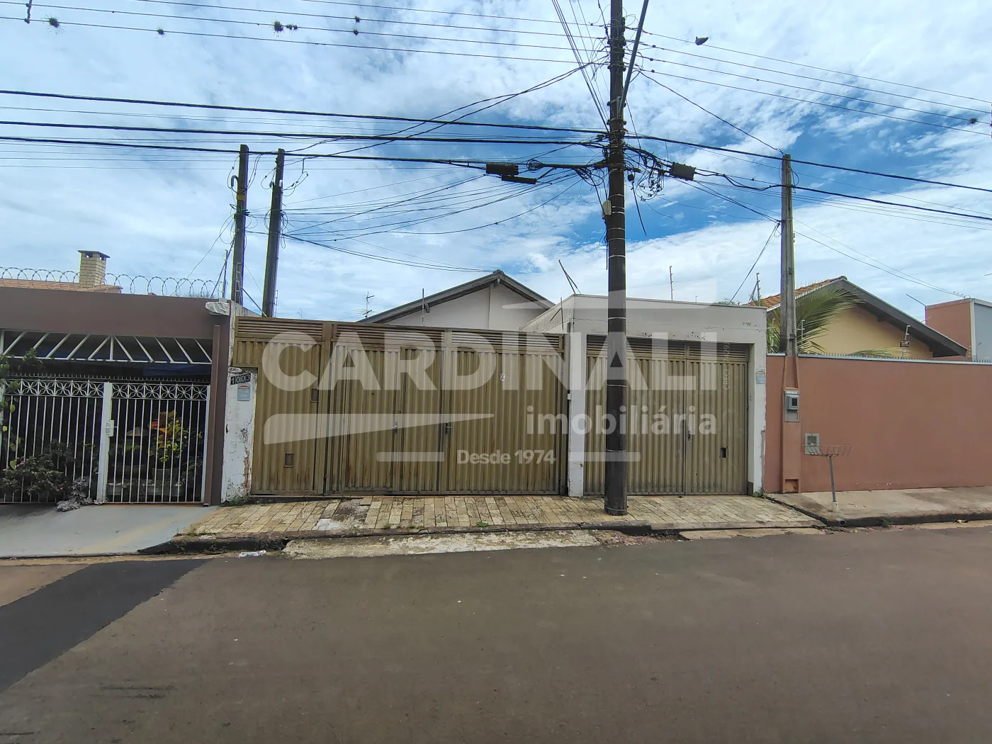 Alugar Casa / Padr&atilde;o em S&atilde;o Carlos R$ 2.200,00 - Foto 1