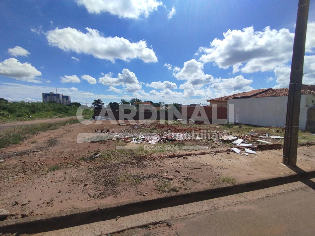 Comprar Terreno / Padr&atilde;o em S&atilde;o Carlos R$ 250.000,00 - Foto 5