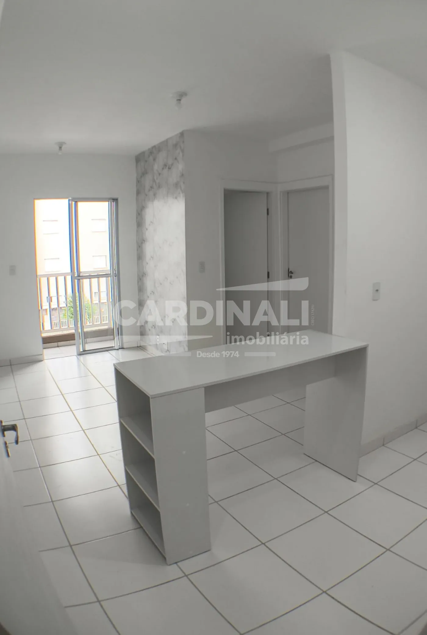 Apartamento / Padr&atilde;o em S&atilde;o Carlos , Comprar por R$220.000,00