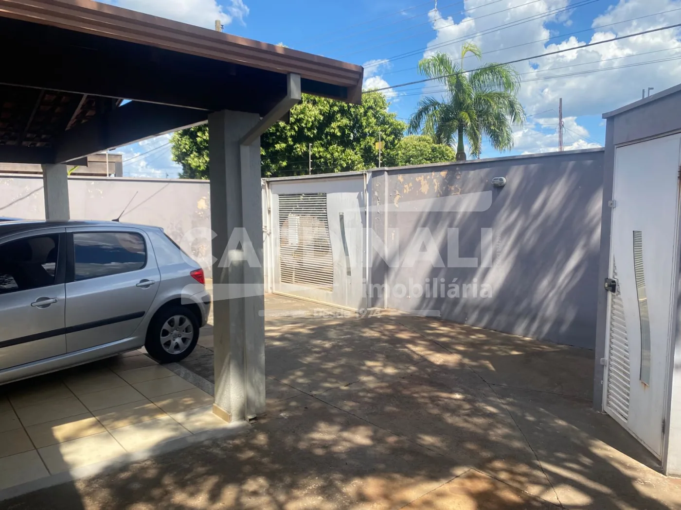 Comprar Casa / Padr&atilde;o em Araraquara R$ 380.000,00 - Foto 3