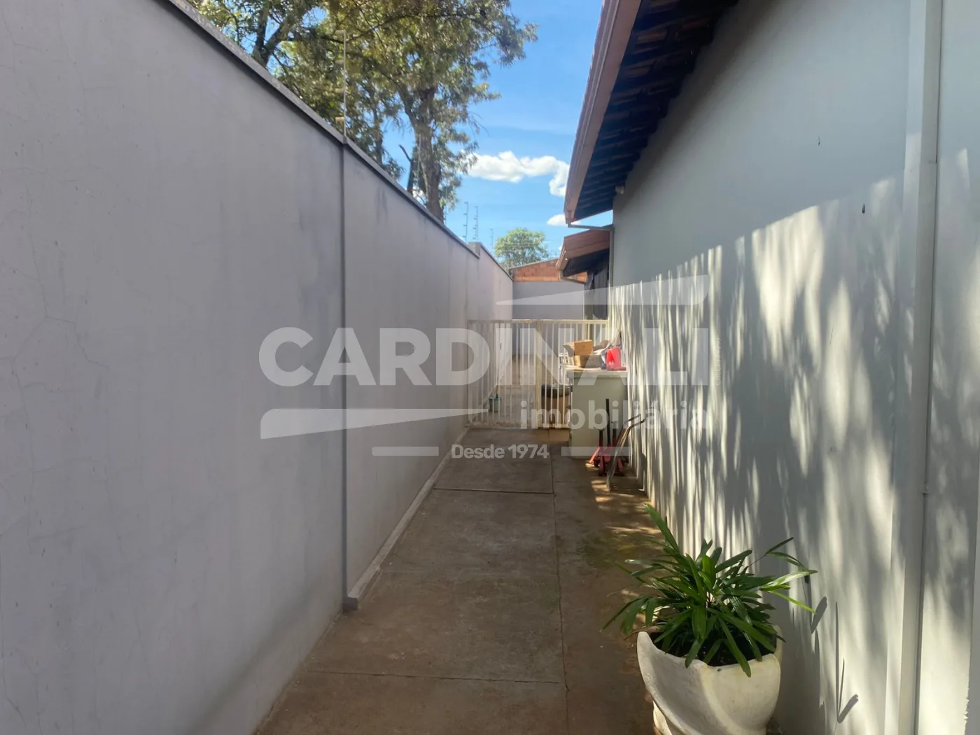 Comprar Casa / Padr&atilde;o em Araraquara R$ 380.000,00 - Foto 4